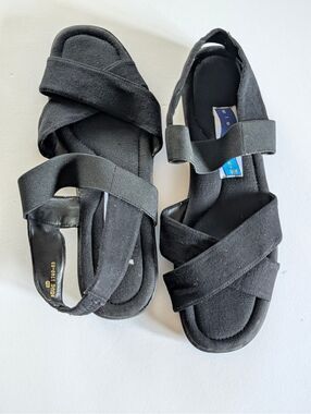 EUC Cloudwalkers Miami Black Comfort Sandals Women’s Size 12W 12D 17403